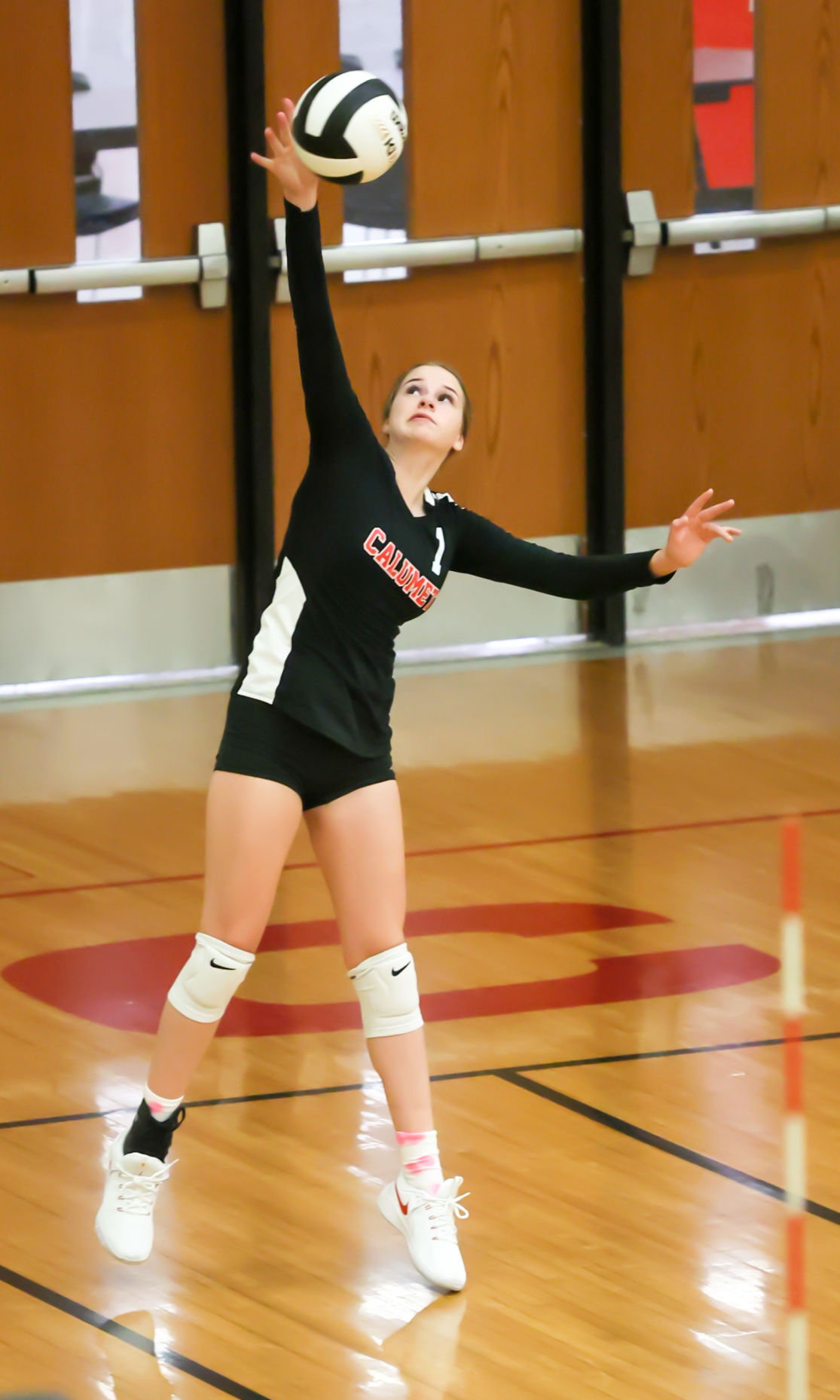 Marquette vs Calumet volleyball